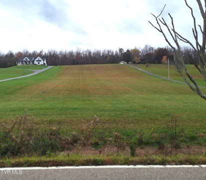 Residential Land in Johnson City