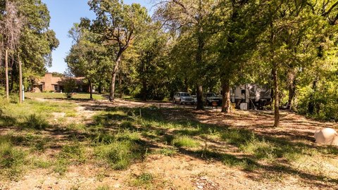 Land, PALESTINE, TX