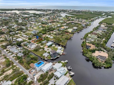 Gulf-Access Waterfront Development Land