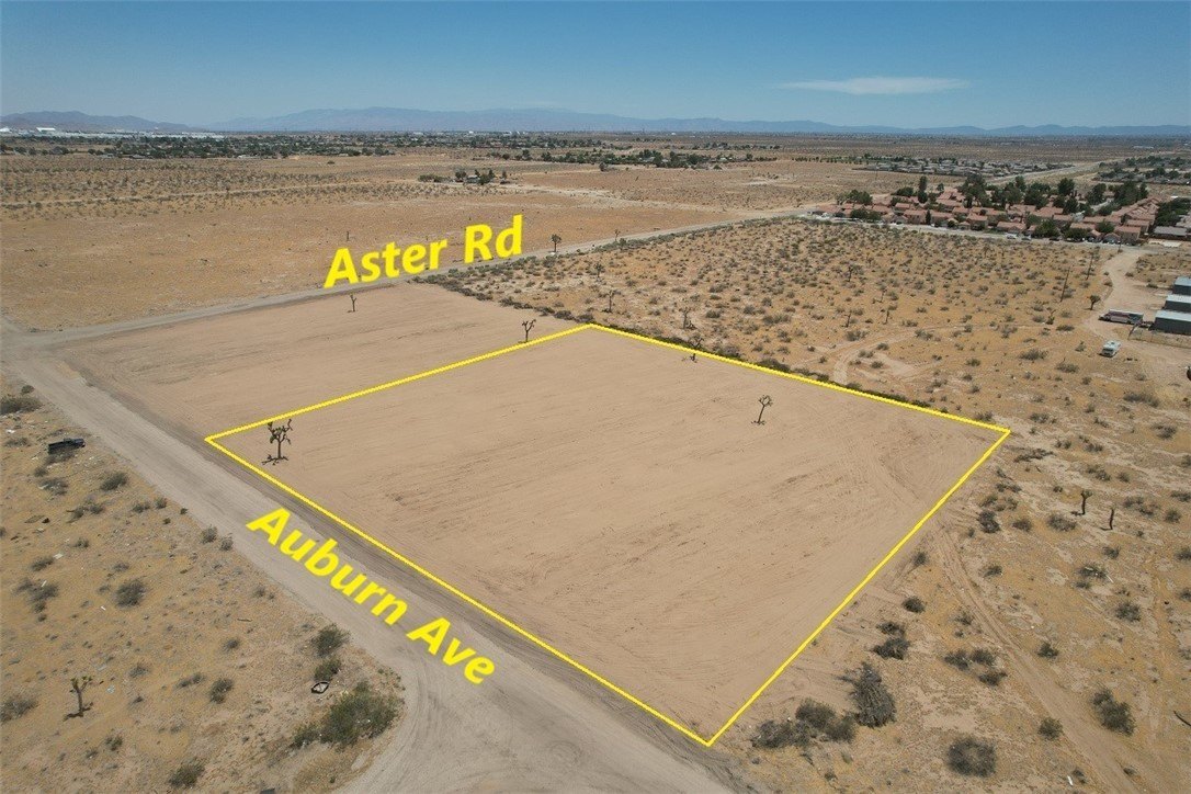 Residential Land in Adelanto, CA