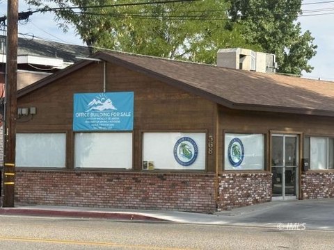 Dual-Unit Office Building