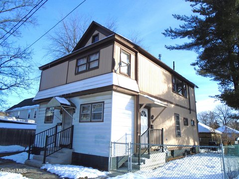 Schenectady Triplex: Investment Opportunity