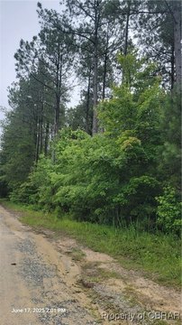 30 Acres in Gloucester, VA