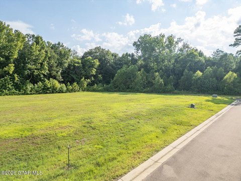 LAND - Starkville, MS