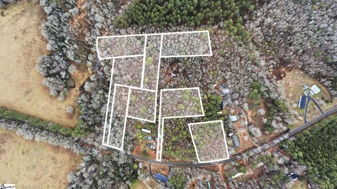 Belton Acreage: Prime Location Land