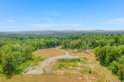 23 Acres in LaGrange
