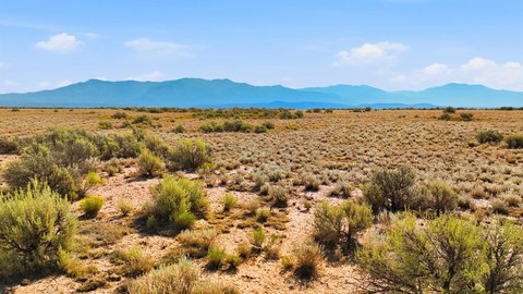 Land, Tres Piedras, NM