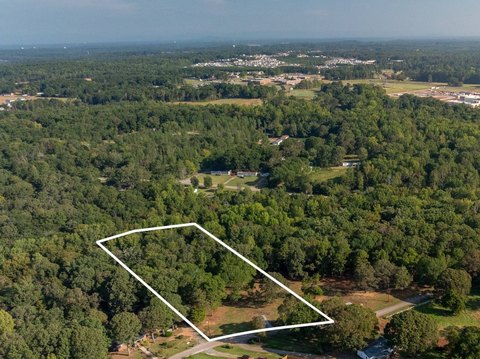 Residential Homesite with Mature Hardwoods