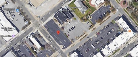 Retail Space Near Downtown Parks