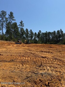 LAND - Biloxi, MS