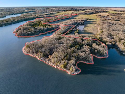 Waterfront Recreational Land Tract