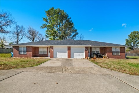 Bentonville Duplex on Large Lot