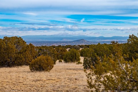 Cerrillos Land with Exceptional Views
