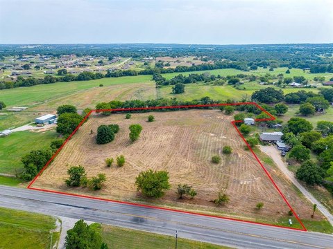 Highway Frontage Land in Springtown