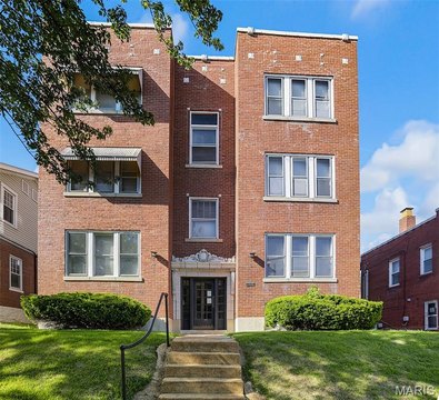Six-Unit Apartment Building with Parking