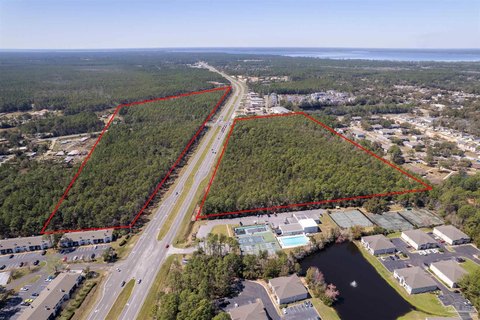 31-Acre Vacant Lot on Hwy