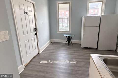 Triplex with Backyard
