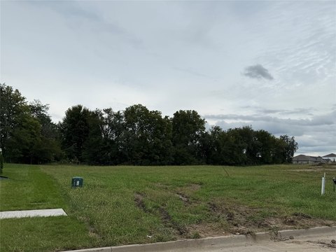 Land, Waukee, IA