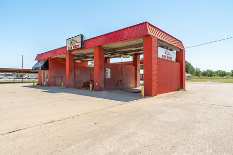 Multi-Bay Self Service Car Wash