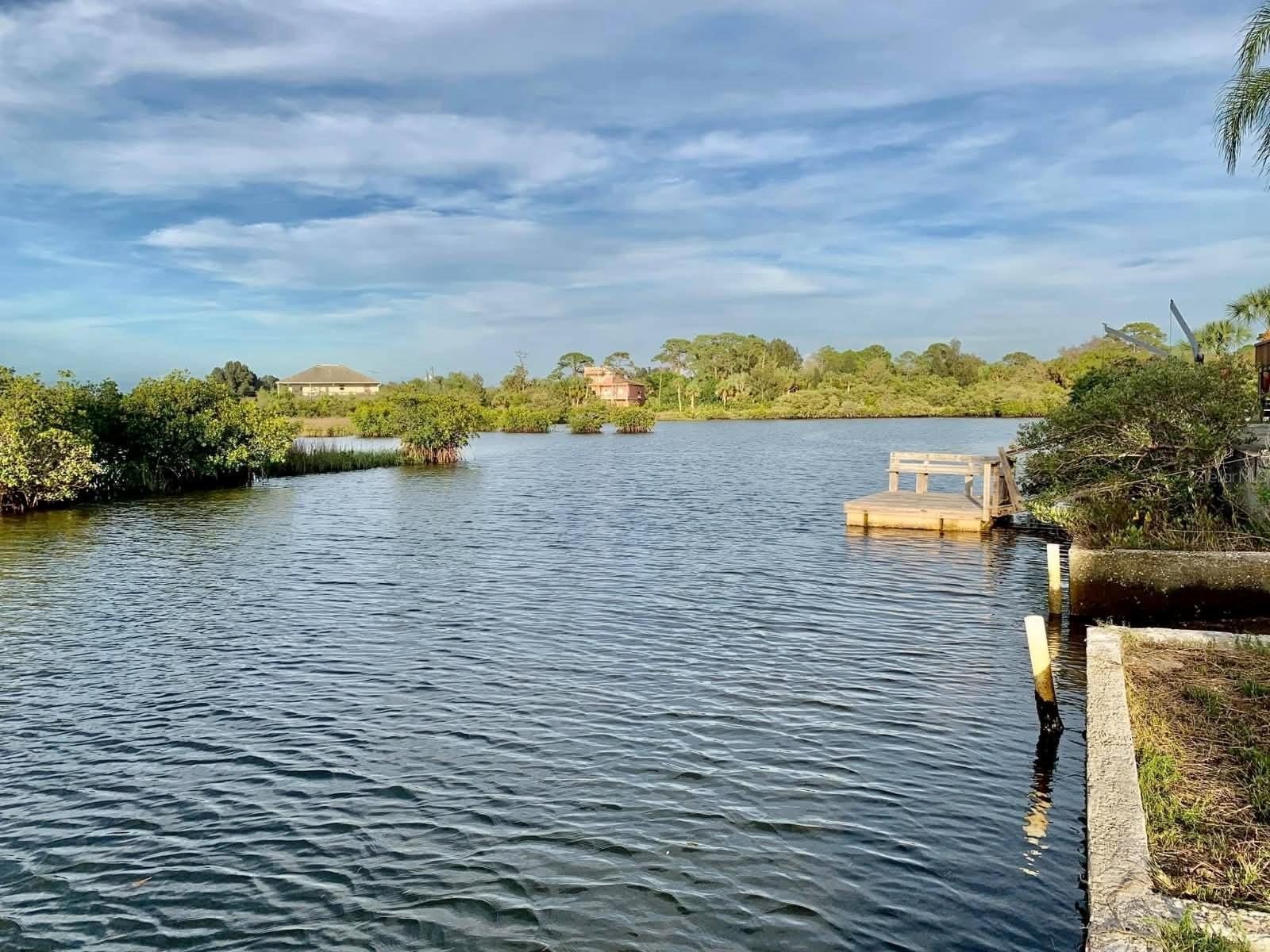Waterfront Lot in Driftwood Isles