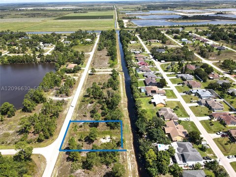 Land, FL