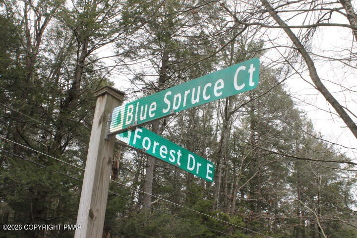Pocono Lake Wooded Corner Lot