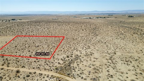 Land, Rosamond, CA