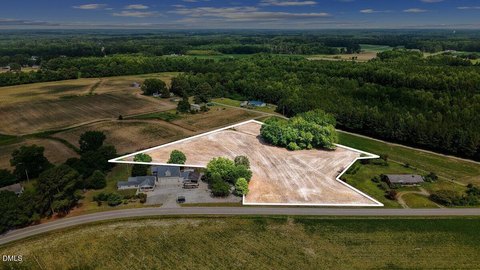 Unrestricted Cleared Agricultural Land