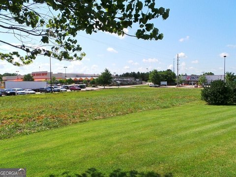 Commercial Land on Lafayette Parkway