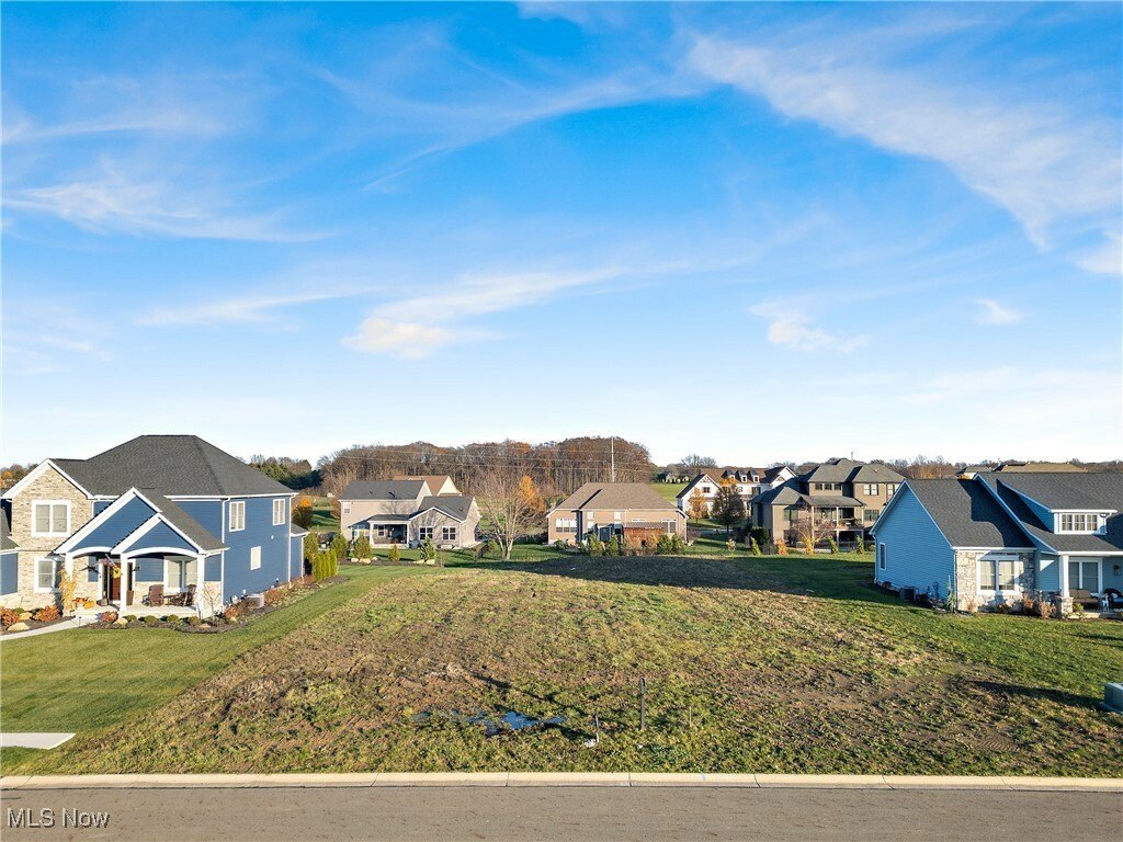 Residential Land in Rolling Green
