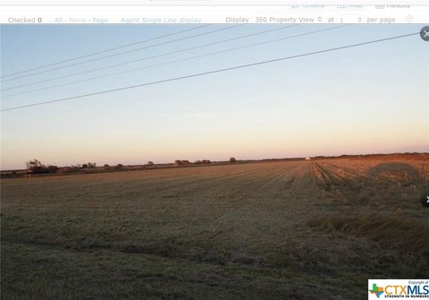 Unrestricted Land in Inez, TX