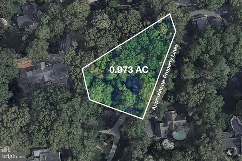 Prime Building Lot on Blossom Hill