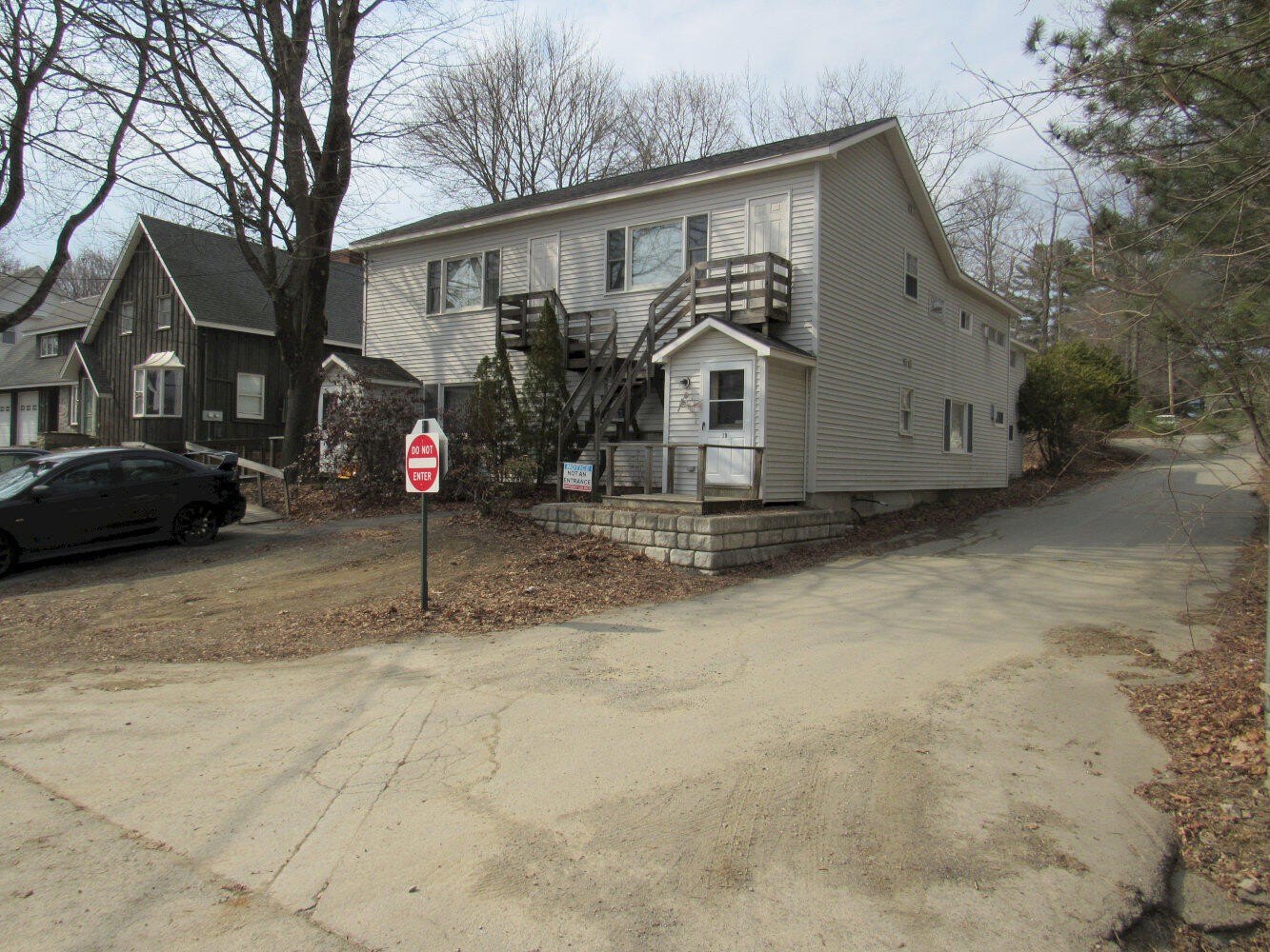 Well-Maintained Six-Unit Investment Property