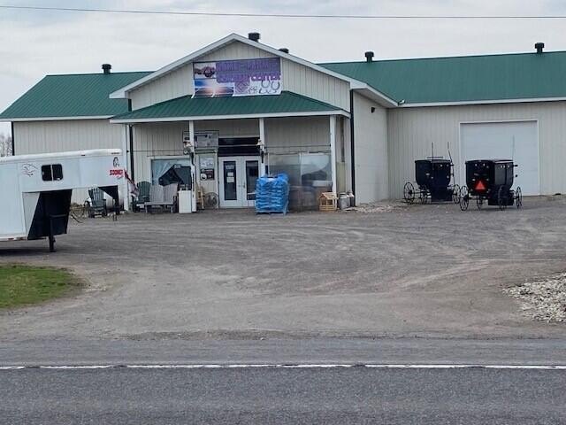 Unique Commercial Property with Greenhouse