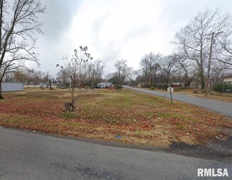Residential Land in Duquoin, IL