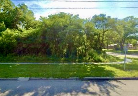 LAND - Waukegan, IL