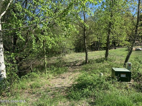 Land in Brunswick School District