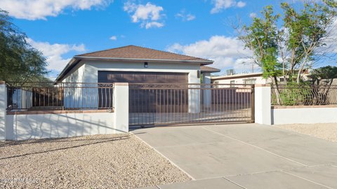 Renovated Duplex Near Downtown Tucson