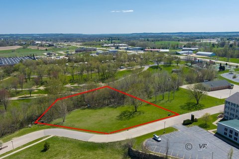 Commercial Land in Galena, IL