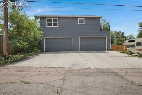 Updated Duplex with Mountain Views