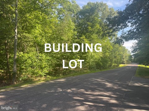 Residential Lot with Boat Slip