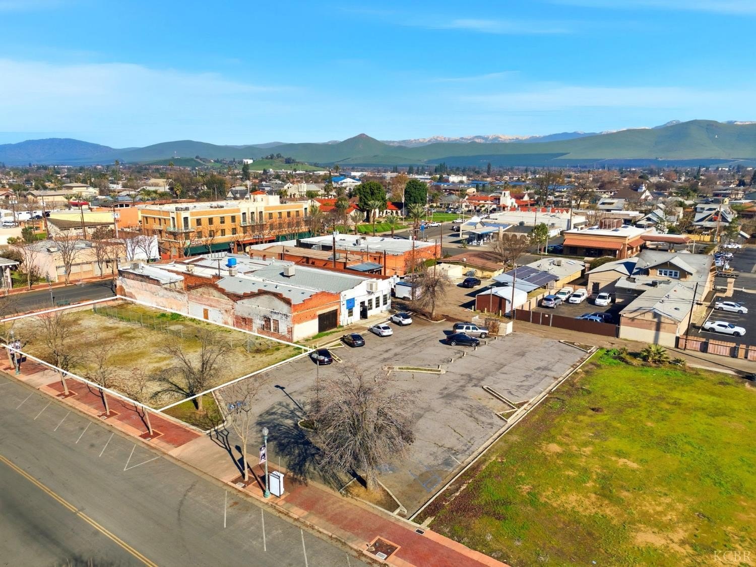 Commercial Lot in Downtown Lindsay