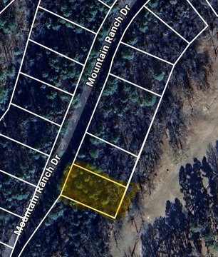 Golf Course Lot in Ozarks