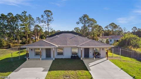 Newer Duplex in Lehigh Acres
