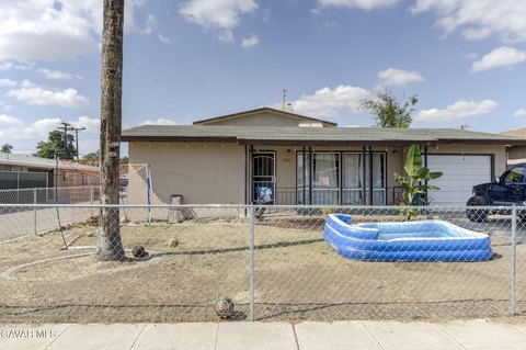 Updated Fourplex in Riverview Neighborhood