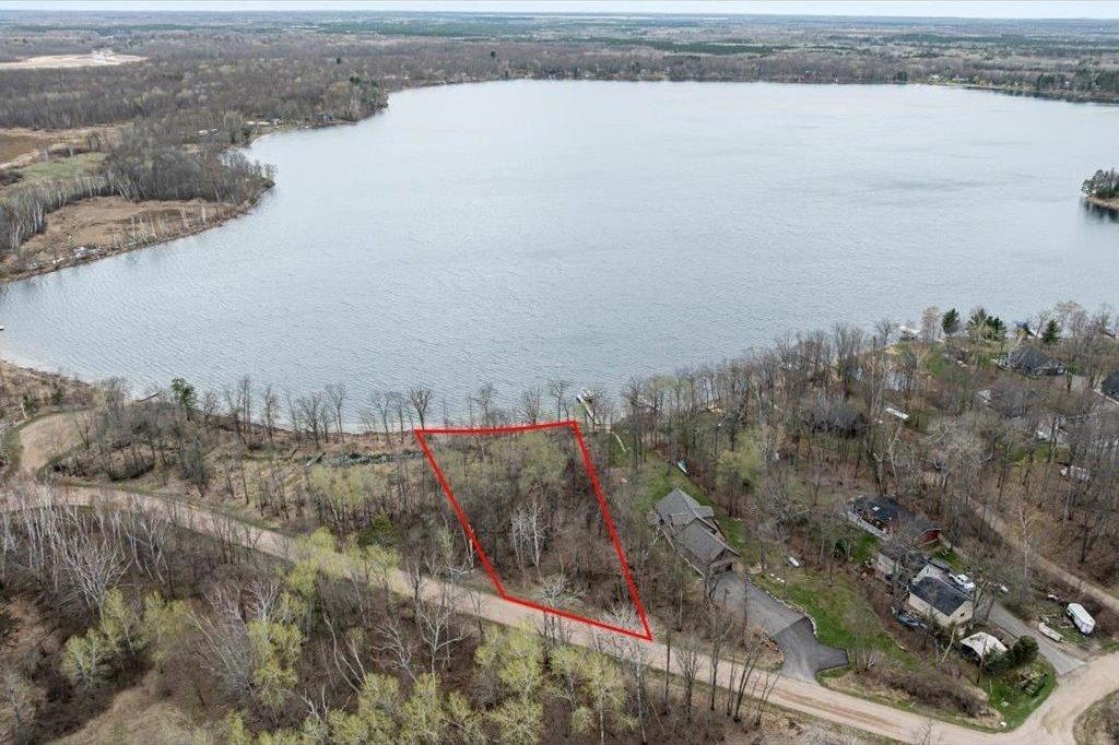 Lake Adney Buildable Lakeshore Lot