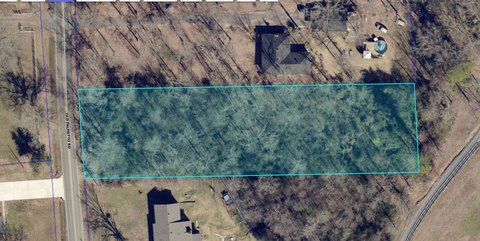 Spacious Lot in Benton, LA