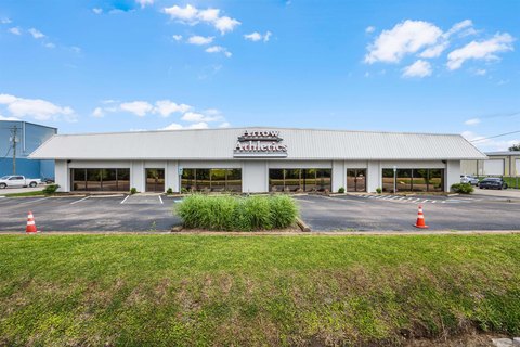 Jackson, TN Warehouse/Office Building
