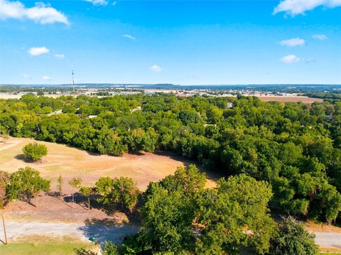 Land, Clifton, TX