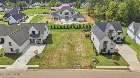 Land, Madison, MS
